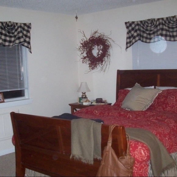 Sold @ sale! Farmhouse, 2- Buffalo Check Austrian Valences - Picture 8 of 9